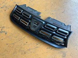 Calandre grille radiateur DACIA SANDERO