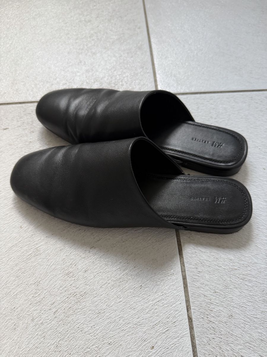H&M Damenschuhe: H&M Premium Leder Mules Gr.39 – Neu (gemäss Beschreibung) aus Ostermundigen von anja046