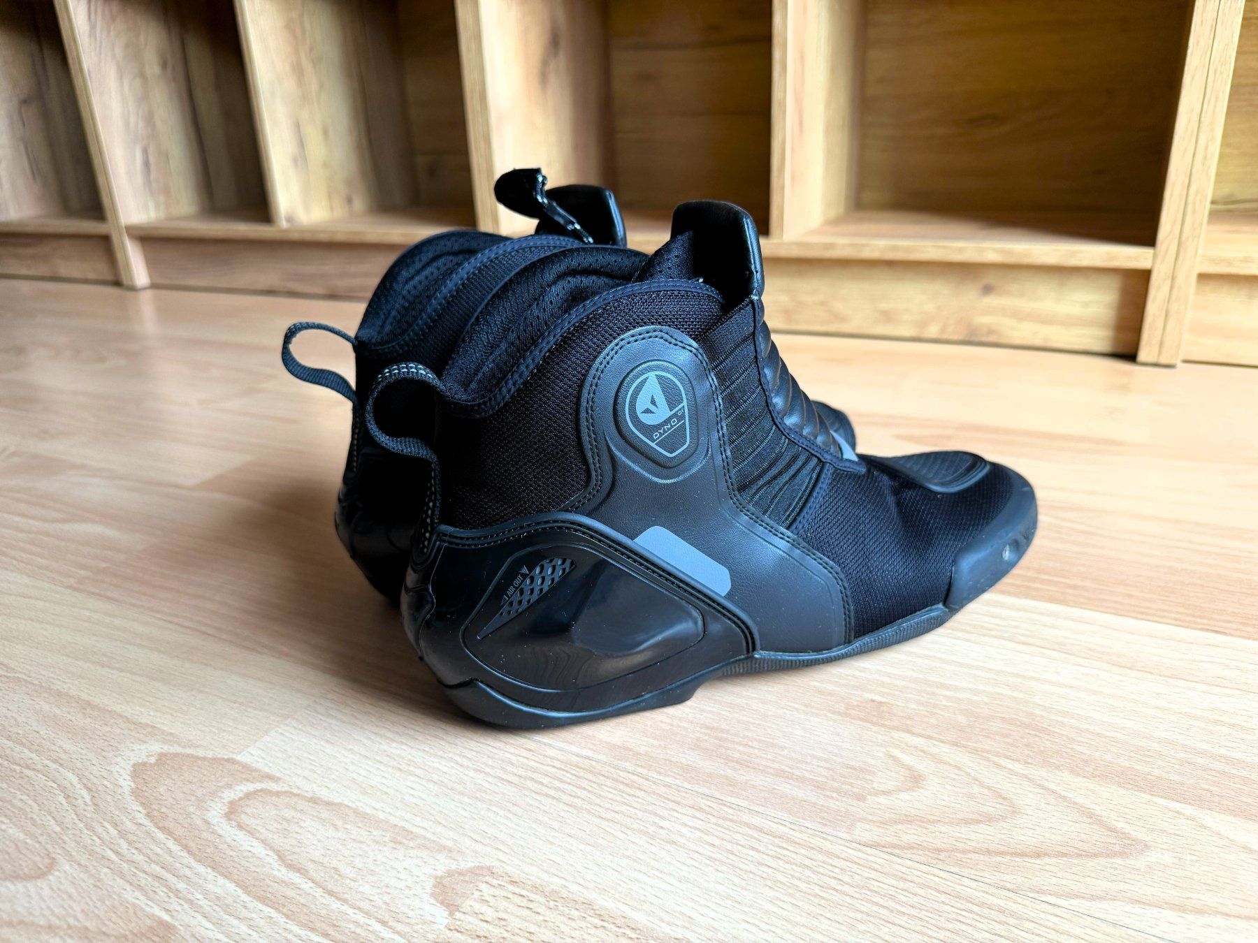 Dainese Herrenschuhe: Dainese Motorradstiefel GORE-TEX Gr.45 – Gebraucht aus Neftenbach von UPGREAT-IT 2