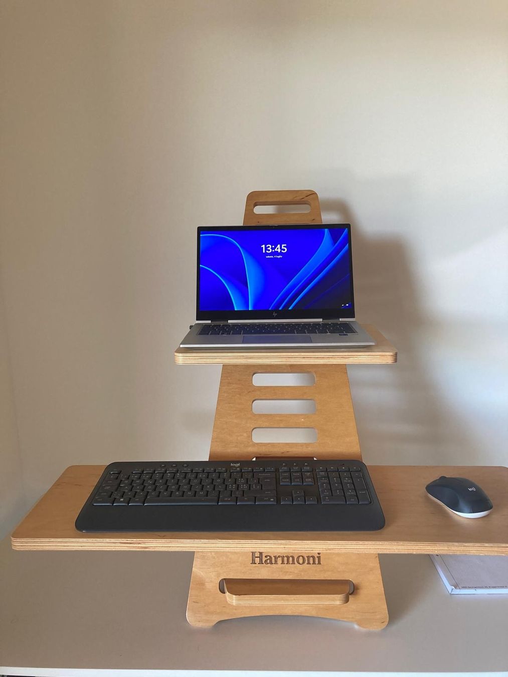Racks & Cavalletti: Supporto scrivania in legno Harmoni, eccellente stato – Usato da Bioggio venduto da mat_c2r7 2
