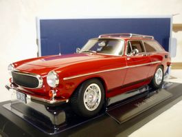 VOLVO P1800 ES „Schneewittchensarg“, mit Gepäckträger, 1:18