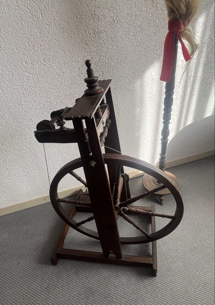 Spinnräder: Spinnrad – Gebraucht aus Anglikon von Tanne1 2