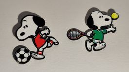 Pin Duo "SNOOPY" spielt Fussball & Tennis ca. 3 cm