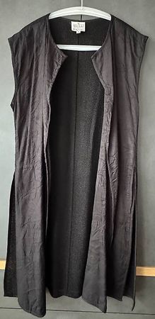 Neues Longgilet von MASAI schwarz Gr. S