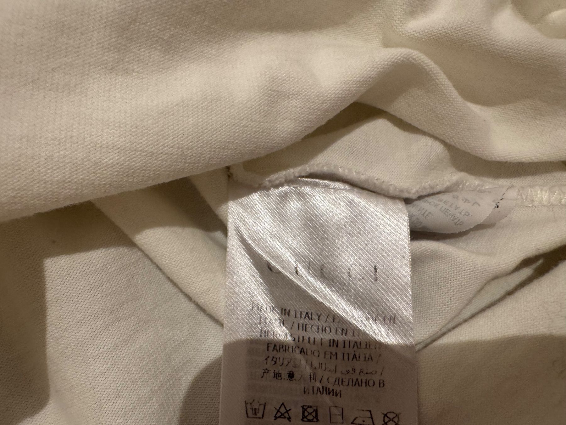 Gucci T-Shirts: Gucci cooles Shirt, XS oder 170 NP 460 Fr – Gebraucht aus Klingnau von Markus14 1