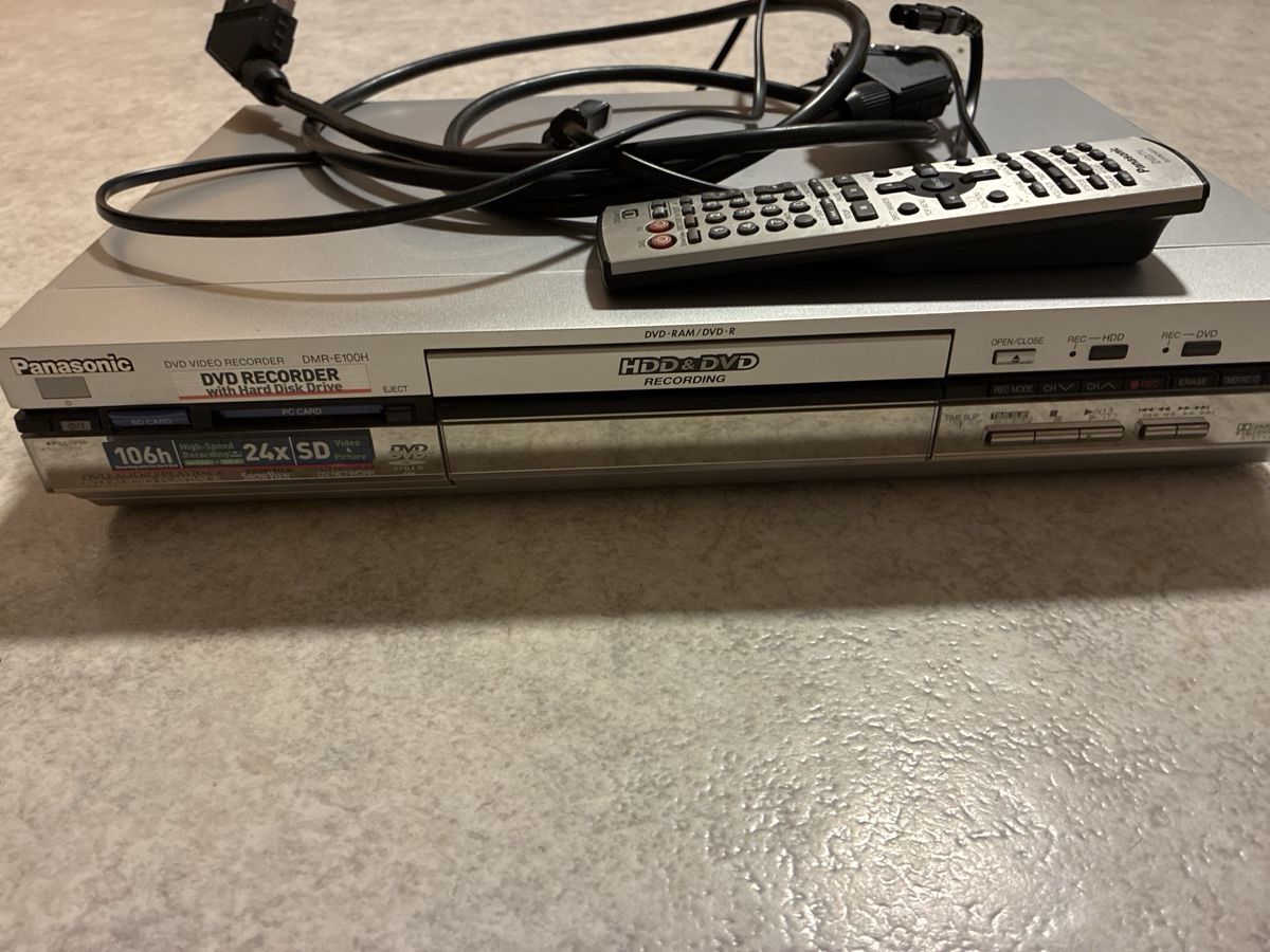 Panasonic Aufnahmegeräte: Panasonic DVD Recorder – Gebraucht aus Thalheim AG von Chevy611 1