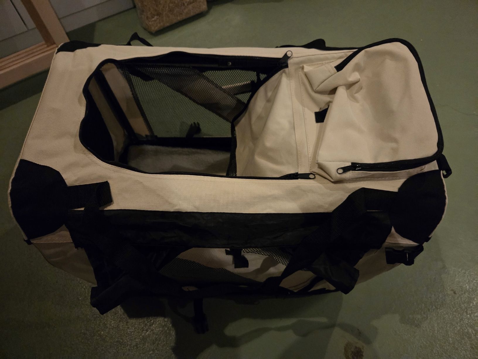 Cucce & Letti: Hundebox / Katzenbox – Usato da Lostorf venduto da _Venus_ 3