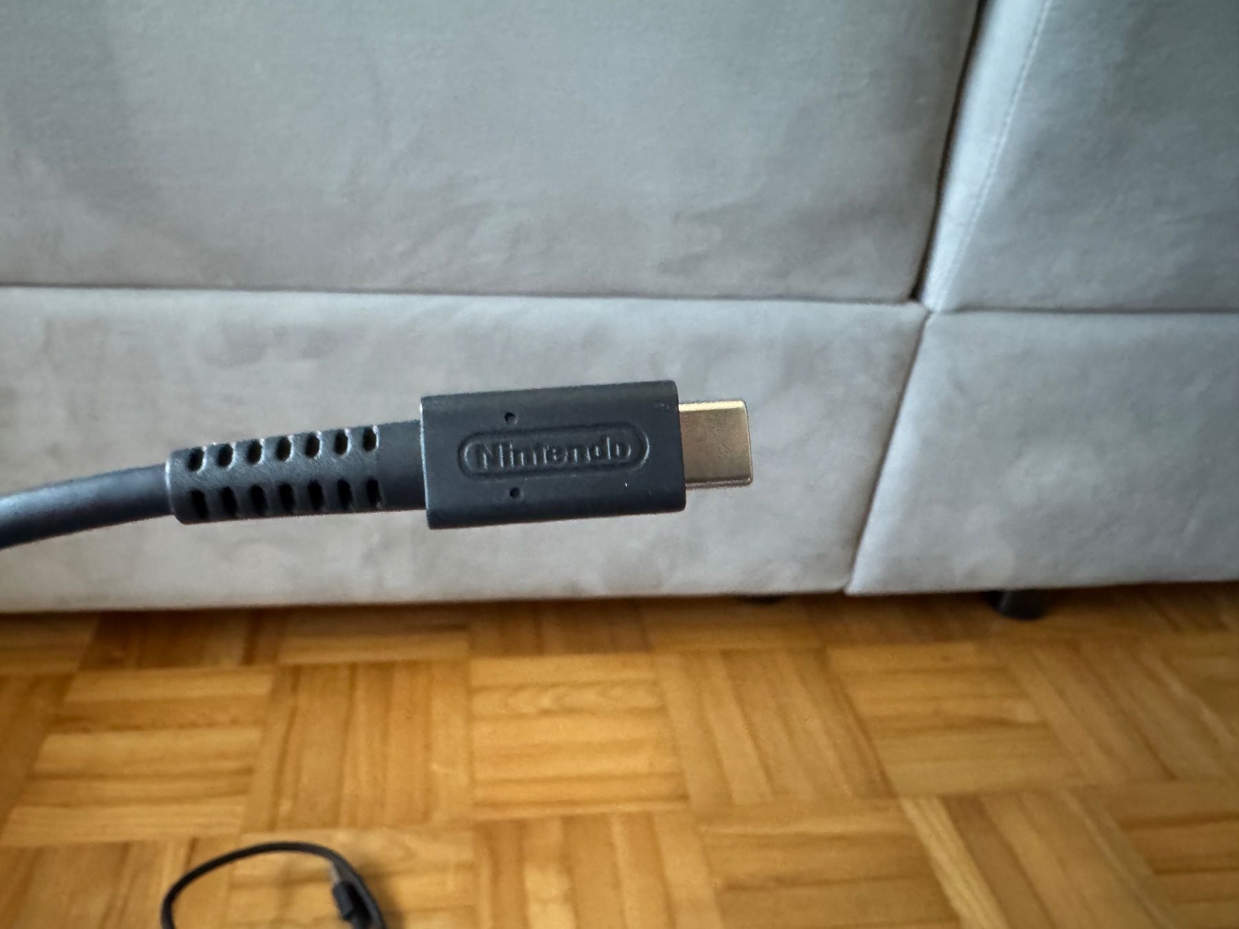 Nintendo Controller: Nintendo Switch Pro Controller Zelda Edition – Usato da Aadorf venduto da putzfeeconylinde888 4
