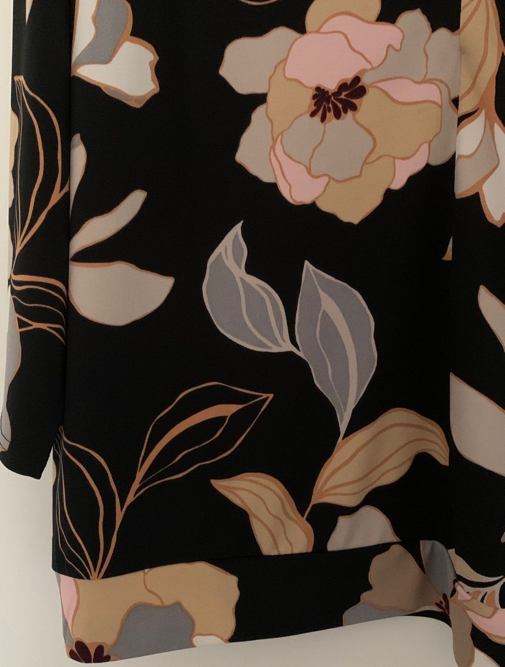 Betty Barclay Blusen: Betty Barcley Bluse edel Gr. 44 Schwarz mit Muster – Gebraucht aus Nussbaumen AG von brigitebardot 3