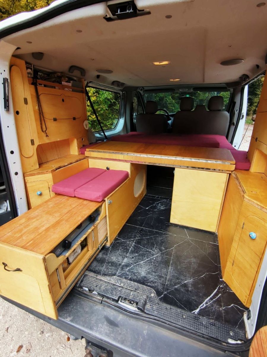 Opel Veicoli da campeggio: Opel Vivaro 2.5 cdti Camper – Usato da Biel/Bienne venduto da balurdo 4