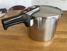 Sicomatic Schnellkochtopf 22cm Durchmesser guter Zustand