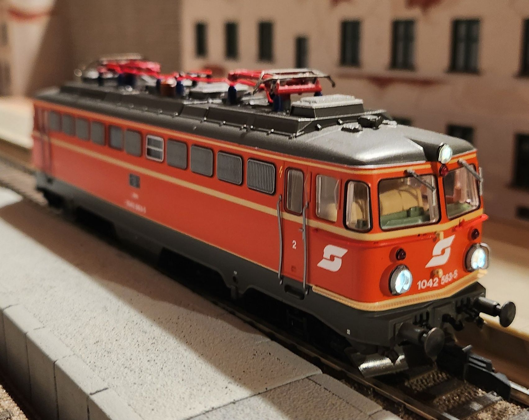 Roco Trains électriques: Roco ÖBB Rh 1042 DCC Sound – D'occasion à Wittenwil par ced_q8j7 6