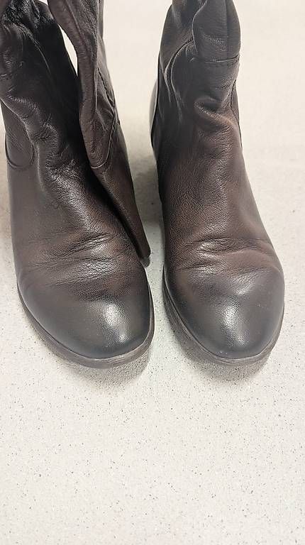 Chaussures femmes: Leder Stiefel gr. 38  – D'occasion à Root par vin_wr2l 2