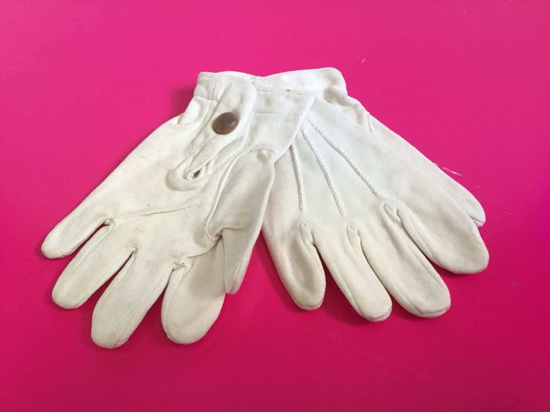 Poupées: Antike Kinder Handschuhe – D'occasion à St. Gallen par Goldlilly