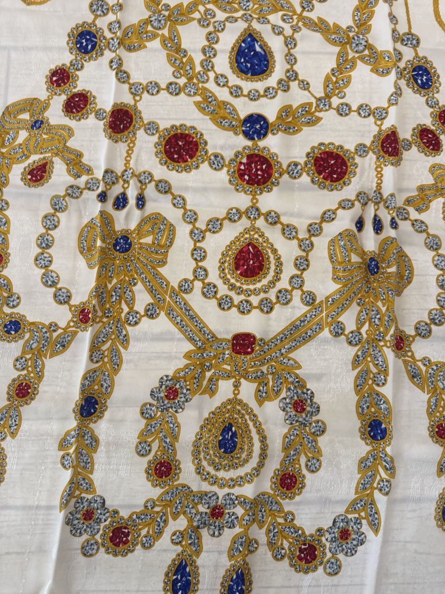 Cartier Foulards & écharpes: Foulard Cartier soie blanc – D'occasion à Payerne par Maylin2018 4