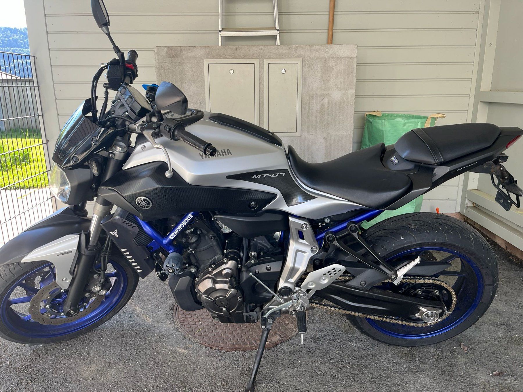 Yamaha Strada: Yamaha MT-07 – Usato da Attalens venduto da dcl3rc99