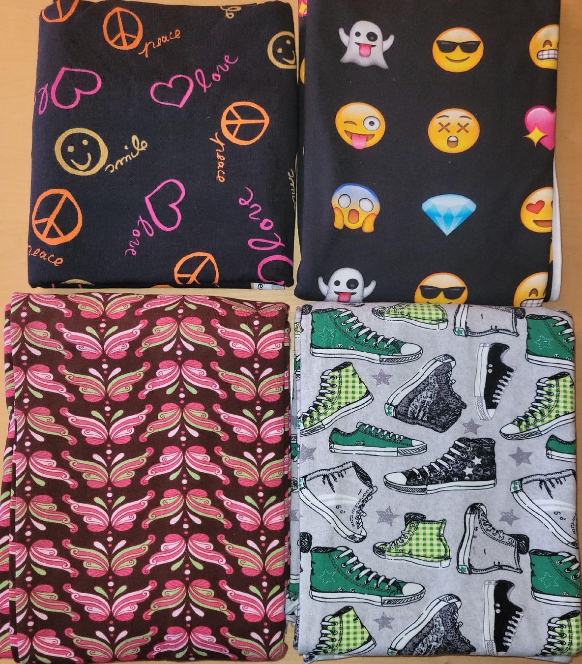 Tessuti: 4m Jersey-Paket – Nuovo (secondo la descrizione) da Madiswil venduto da fabrics