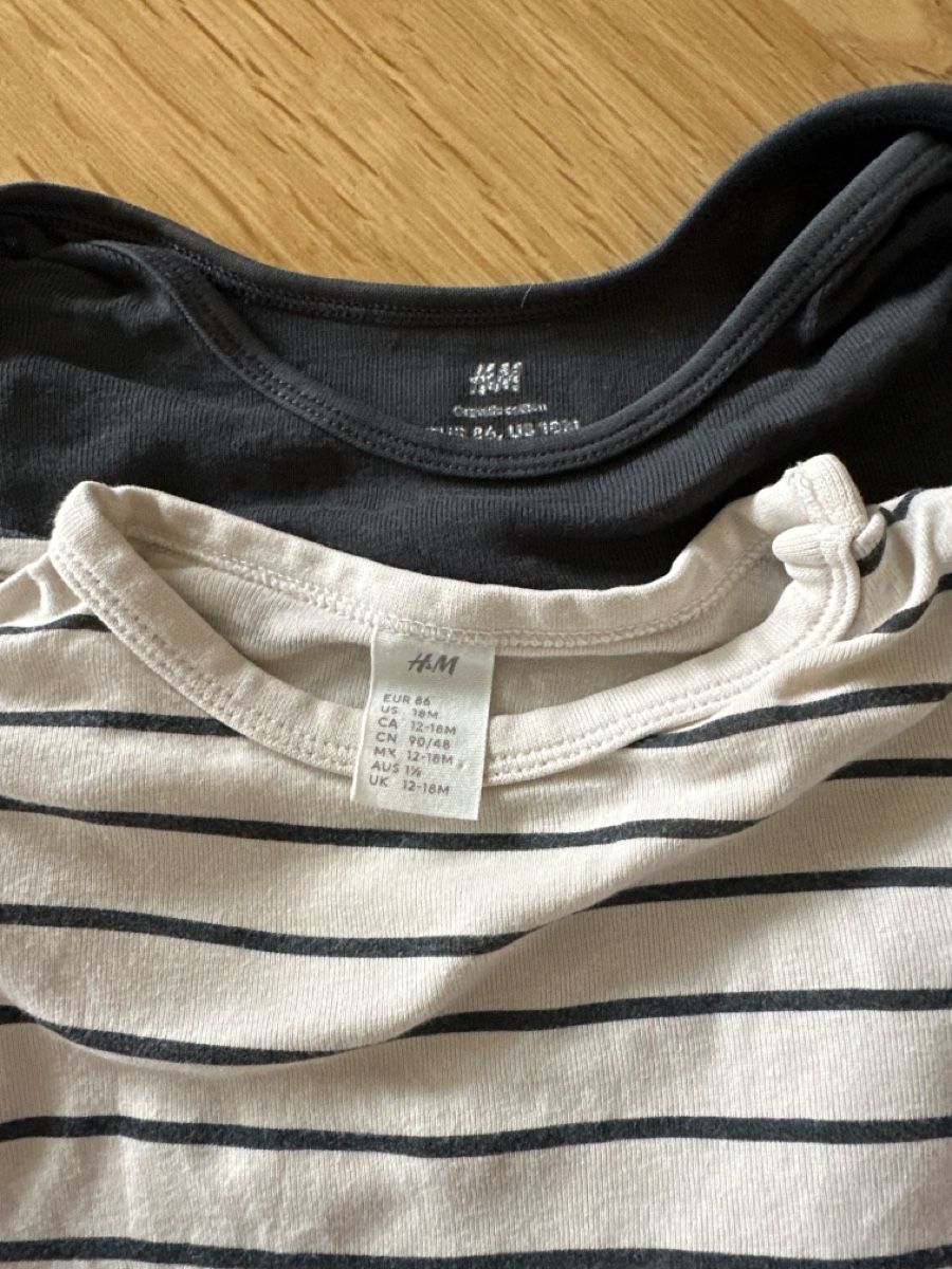 H&M Biancheria intima: Bodies H&M grösse 86 – Usato da Bern venduto da Tana31 3