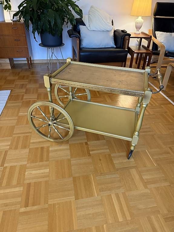 Servierwagen: Barwagen – Gebraucht aus Basel von mon_7jfn 1