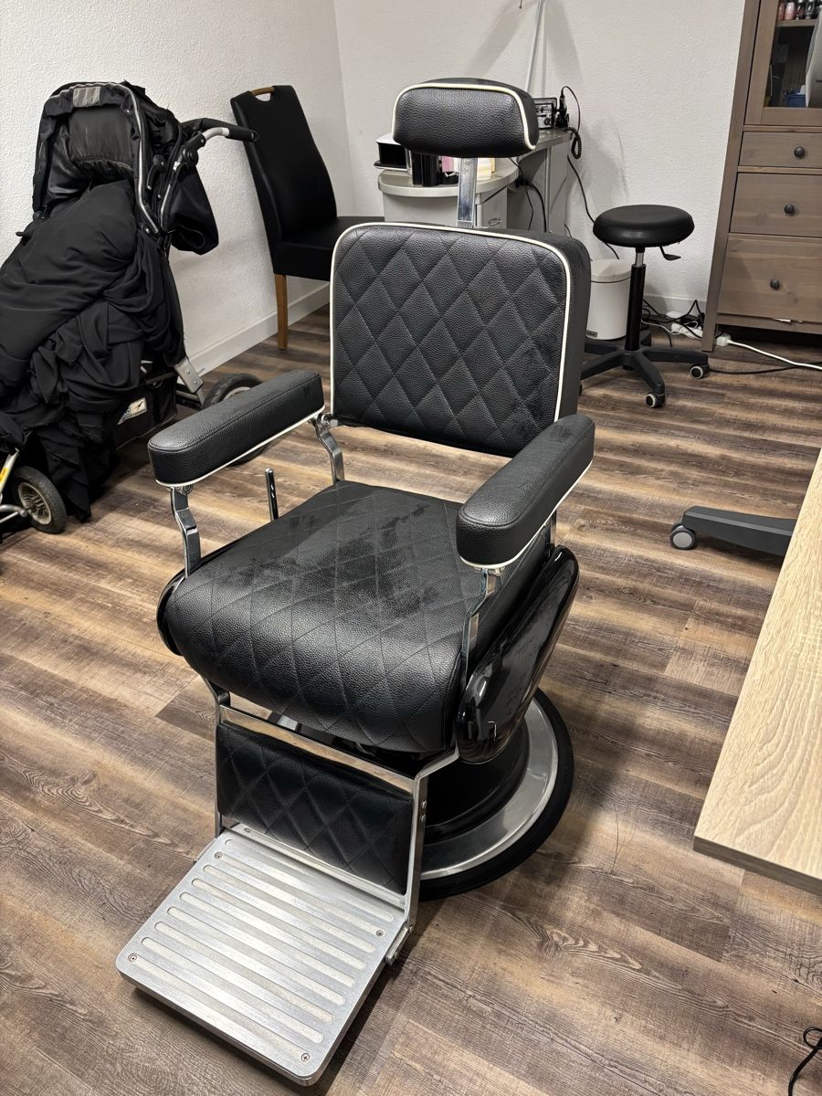 Sedie: Barberstuhl Hair Force Germany – Usato da Känerkinden venduto da ced_wmt7 1