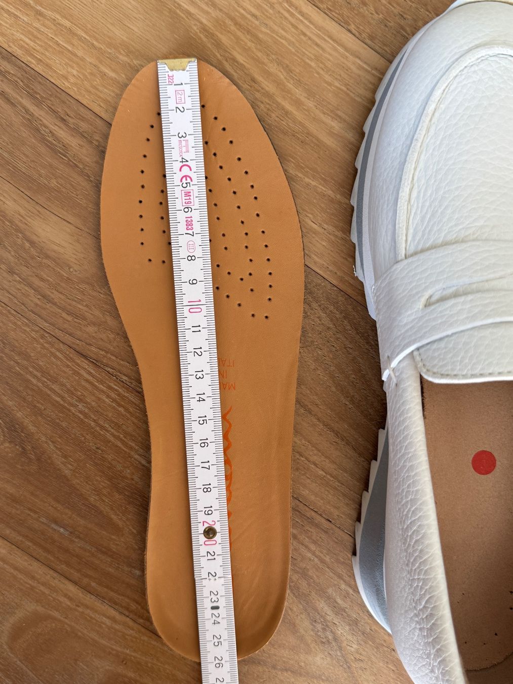 Santoni Damenschuhe: Santoni Leder Sneaker weiss Gr 39,5 – Gebraucht aus Sirnach von Hispanita 6