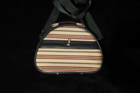 Sehr schöne Kult Vintage Handtasche  Box zum umhängen
