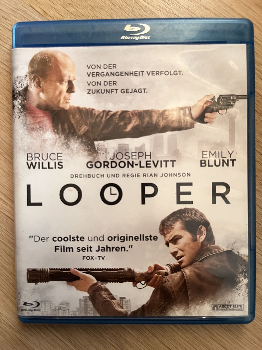 Tutti i DVDs: Looper Blu Ray – Usato da Au ZH venduto da Blur.ay