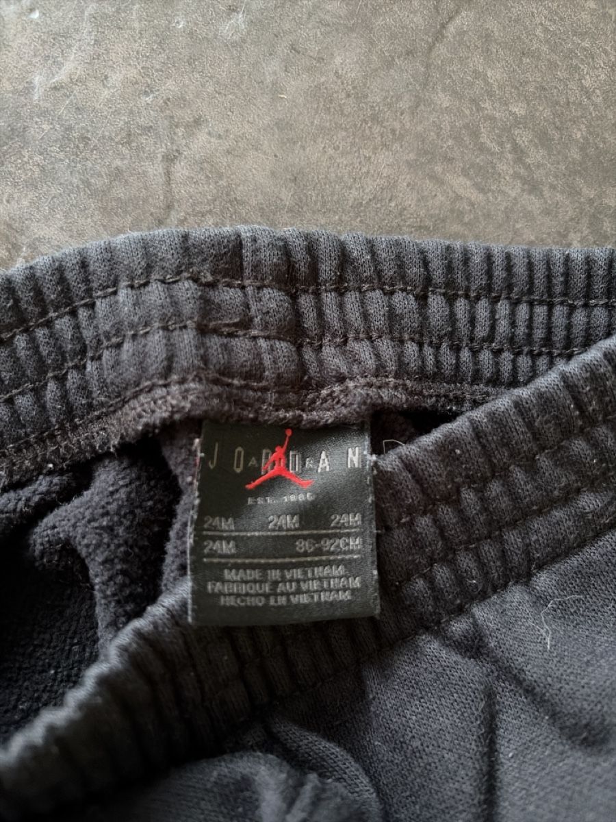 Jordan Ensembles coordonnés: Jogging JORDAN 24 mois – Neuf (Voir description) à Choëx par sv.fmbt 2