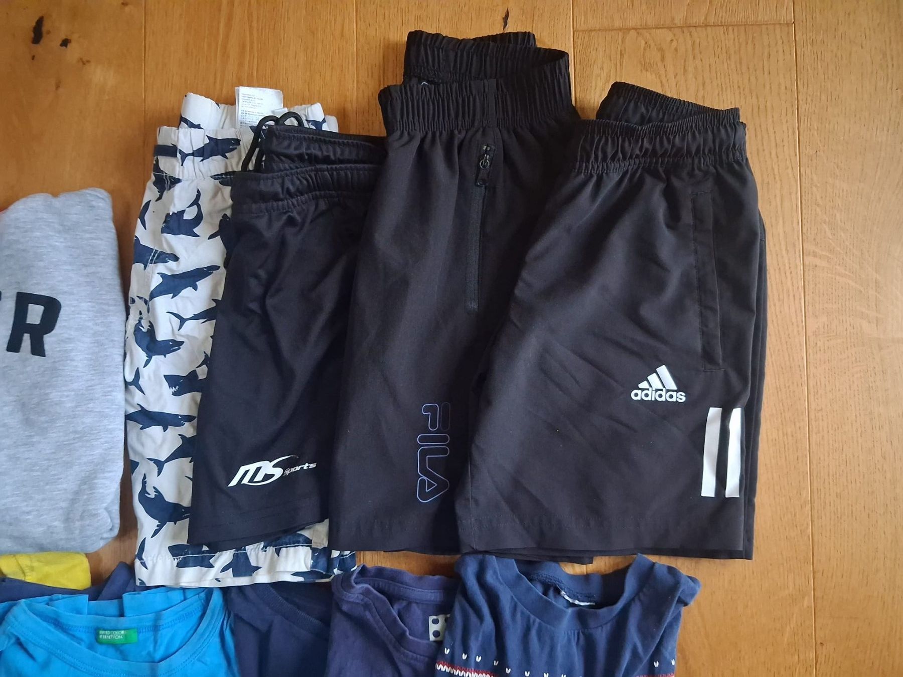 Lotti & Set di vestiti: Kinderkleider-Paket Sommer Gr. 128 – Usato da Thalwil venduto da myandine 3