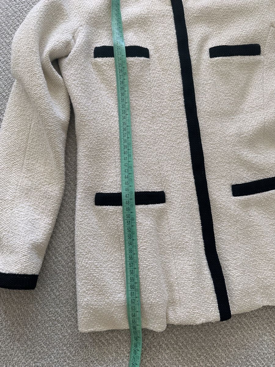 Chanel Giacche: Chanel iconic Jacket, Size S – Usato da Zürich venduto da Ele_fashionista 4