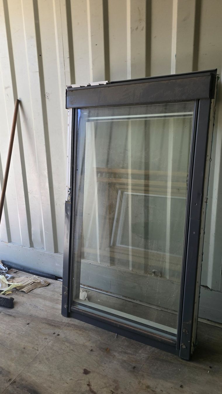 Finestre: Dachfenster Velux GGU P10 – Usato da Utzenstorf venduto da Gm.34 1