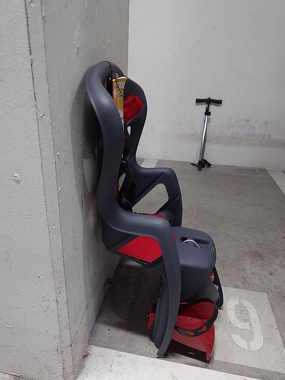 Ersatzteile: Kindersitz Fahrrad -- ungebraucht – Gebraucht aus Adliswil von adli123 1