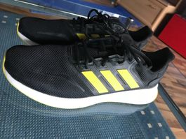ADIDAS HERRENSPORTSCHUHE, GRÖSSE 45, GELBE STREIFEN