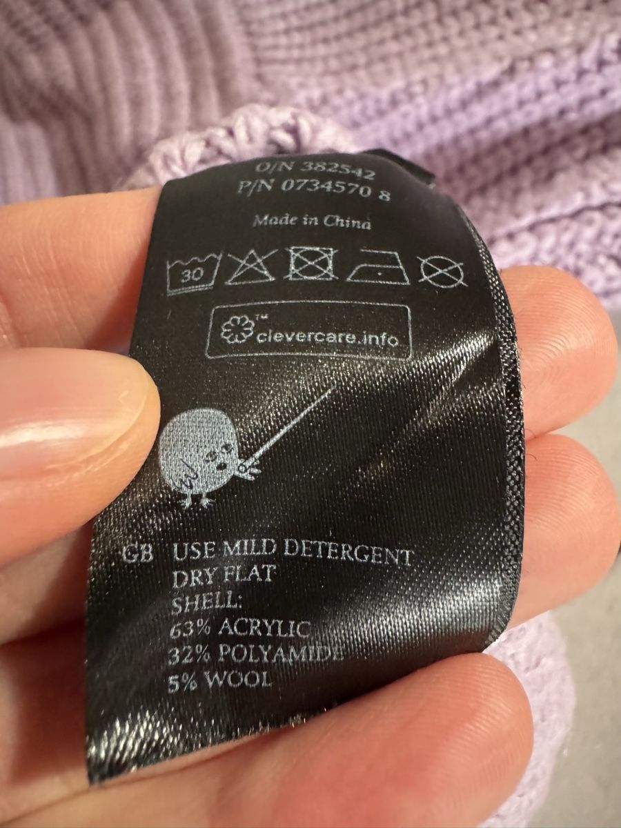 Pulls & Sweat-shirts: Lila Strickpullover mit Rollkragen – D'occasion à Hergiswil NW par kaufe_bei_kaufmann 1