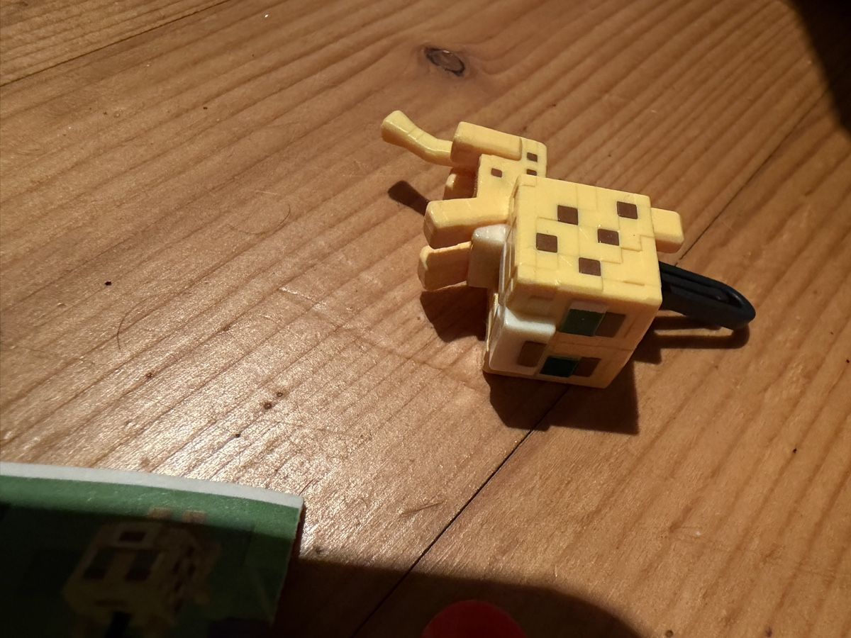 Figurines: Minecraft, ocelot, Kinder Joy  – Neuf avec emballage d'origine à Rochefort par ise_c7lc 2