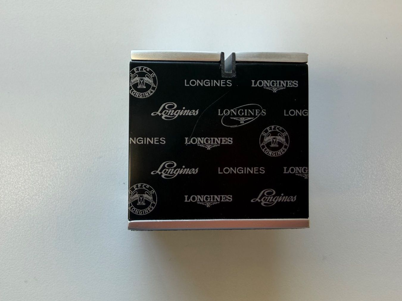 Longines Orologi: LONGINES Uhrenständer klein mit 4 Spangen – Usato da St. Gallen venduto da galluswatches 5