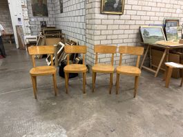 4 Horgen Glarus Holzstühle