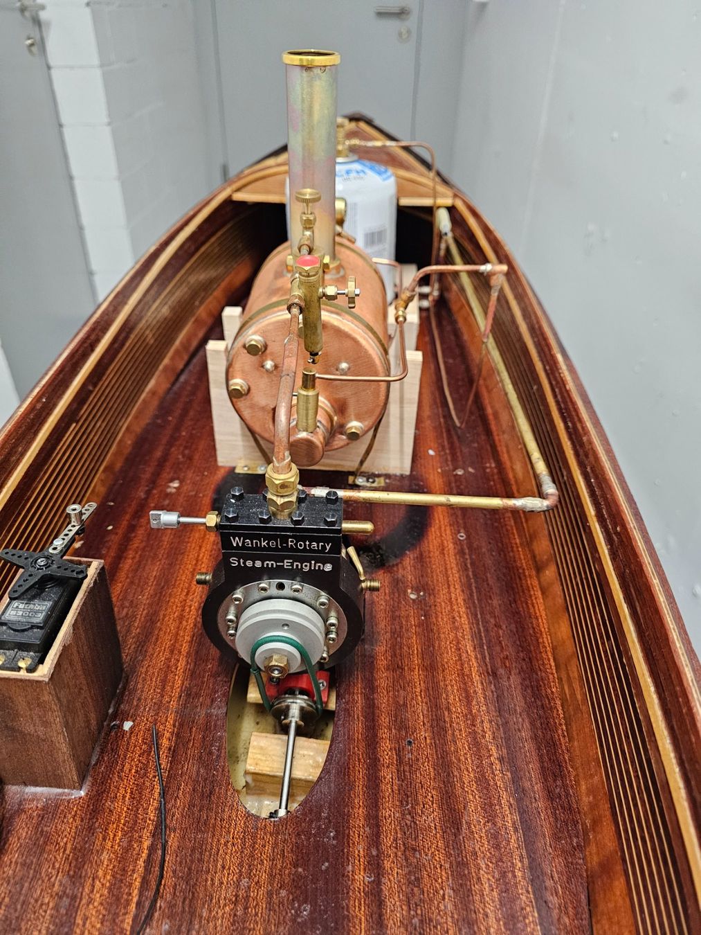 Modellismo RC: Schiff Echtdampf Kreiskolbenmotor – Usato da Salmsach venduto da huevocrudo 3