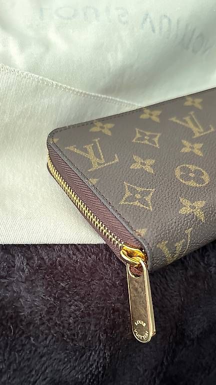 Louis Vuitton Portamonete: Louis Vuitton Portafoglio Zippy – Usato da Sigirino venduto da p_m_9zwg 4