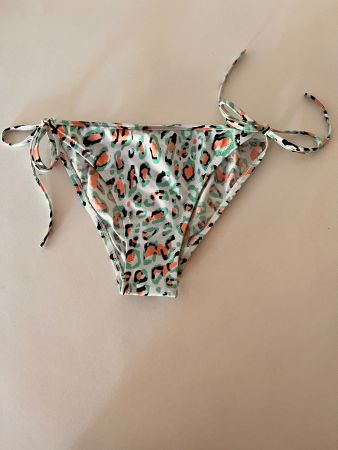SLOGGI, Bikini-Hose Wild Heart Tanga, Grösse S, Weiss