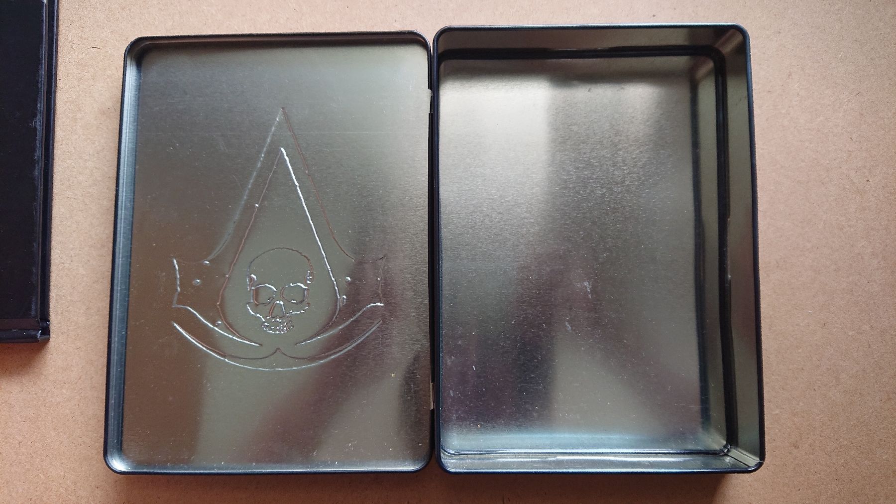 Giochi: Assassins Creed IV Black Flag Skull Edition  – Usato da Chur venduto da FreakofRarity 3