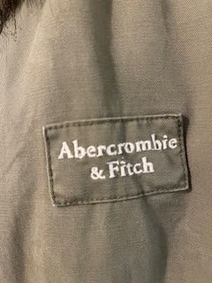 Abercrombie Vestes: Abercombie & Fitch, Grösse M – D'occasion à Maienfeld par 2nd-Hand-Parts