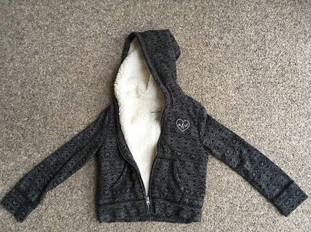 Gilet FOURRE Abercrombie Kids t7/8, gris, tres CHAUD