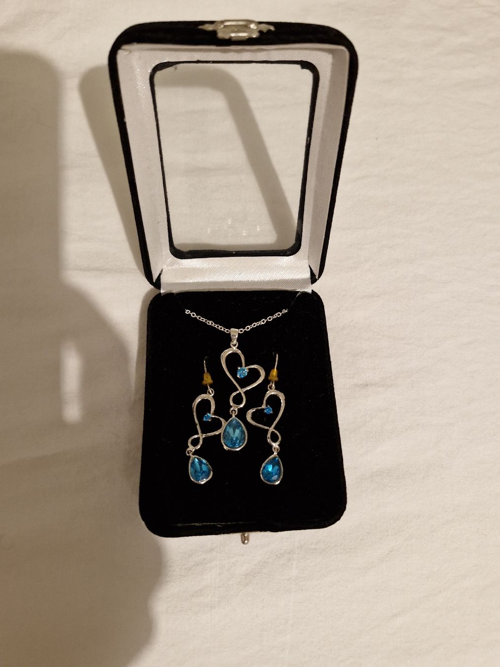 Altri gioielli: Schmuck, Hängeohrringe, Halskette, saphirblau – Usato da Uster venduto da kulka_ 1