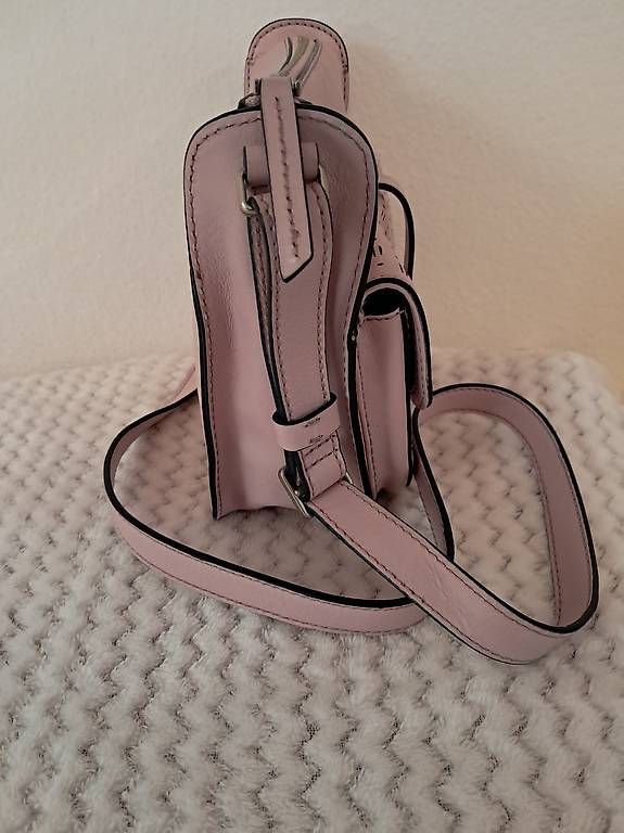 Borse da donna: FOSSIL Ledertasche, Besatz rosa  – Nuovo e nell'imballaggio originale da Basel venduto da len_t965 2