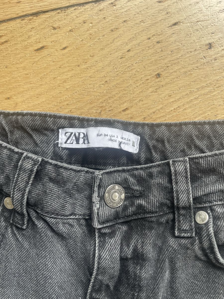 Zara Jeans: Zara Jeans, Top Zustand, Grösse 34 – Nuovo (secondo la descrizione) da Zürich venduto da ali_v5n8 2