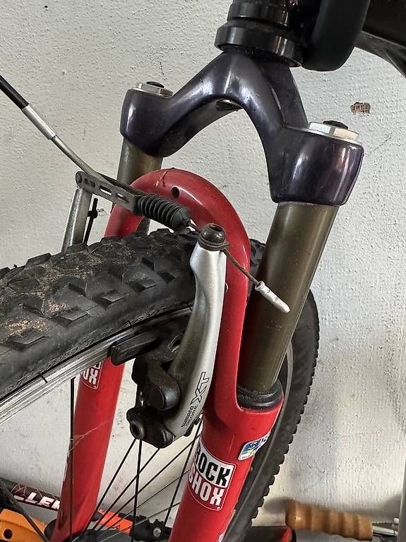 Specialized Velos: Specialized Stumpjumper FSR XC, Shimano XT, RockShox SID – Gebraucht aus Horw von you_rkg7 2