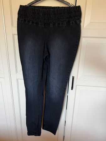 Jeans slim élastique taille 42