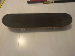 Avigo Skateboard – 78 × 20 cm