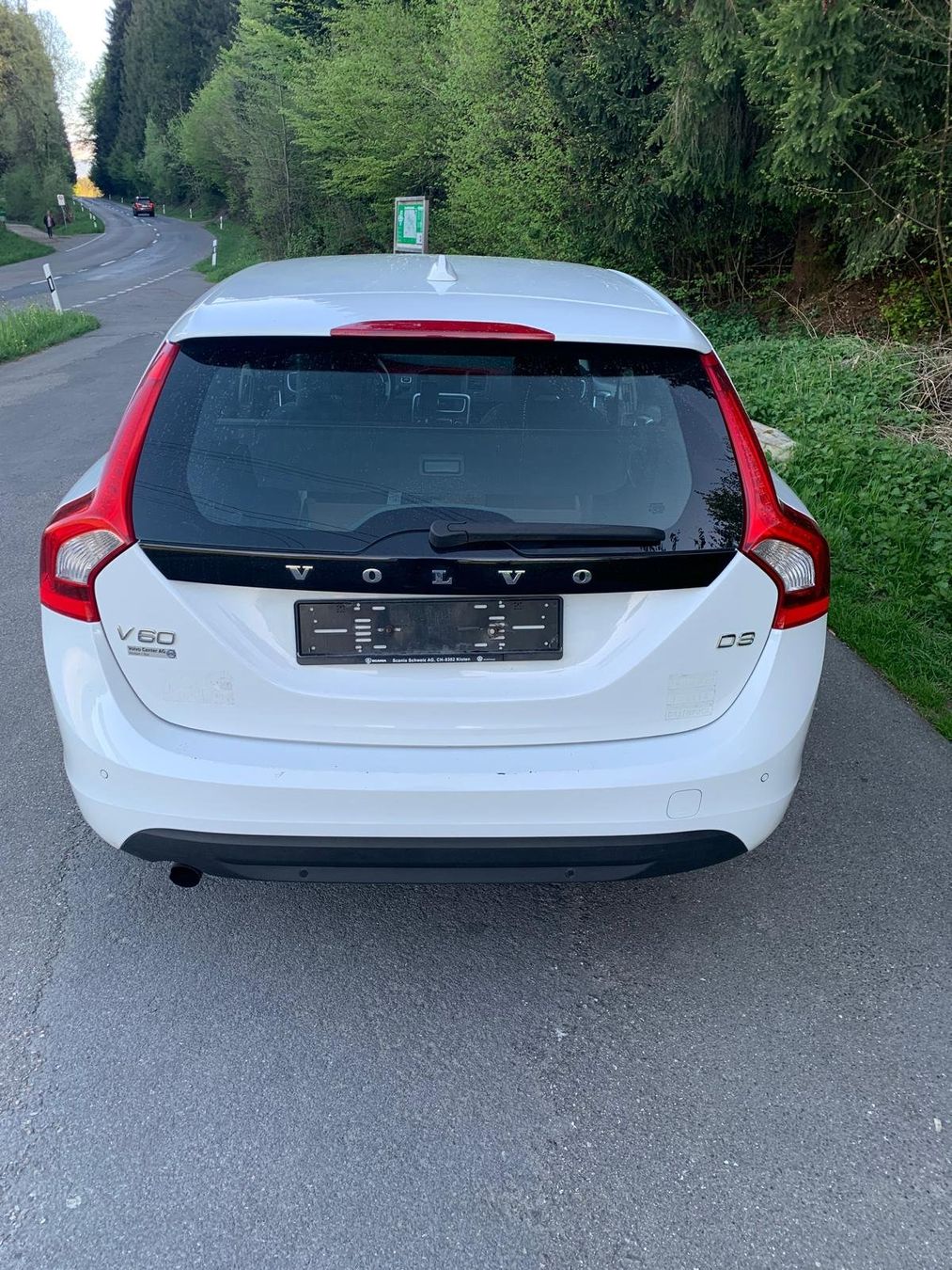 Volvo Automobili: Volvo V60 D3 frisch MFK – Usato da Wetzikon ZH venduto da cobra039 3